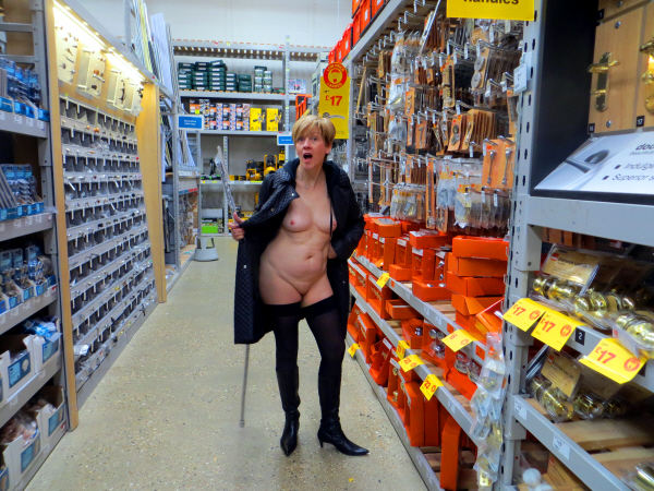 ModestyHardwareStore1