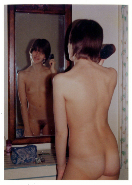 HairBrush83