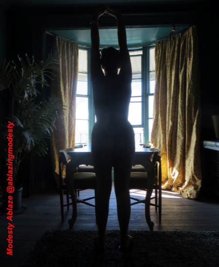 Modesty Ablaze Stretches out at Sinful Sunday